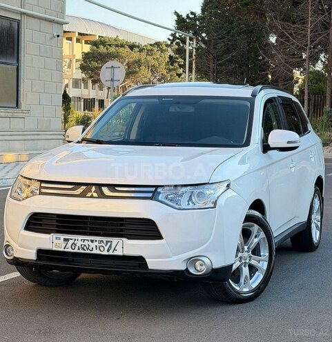 Mitsubishi Outlander-2