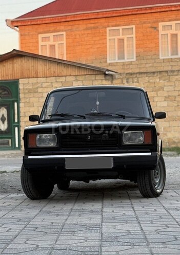 LADA (VAZ) 2107-1