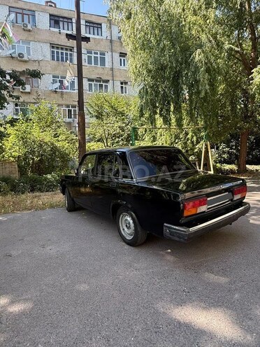 LADA (VAZ) 2107-4