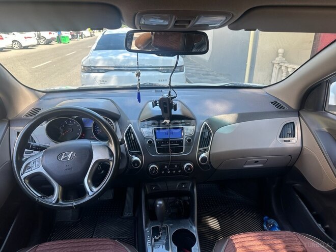Hyundai ix35-5