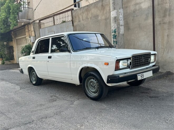 LADA (VAZ) 2107-10