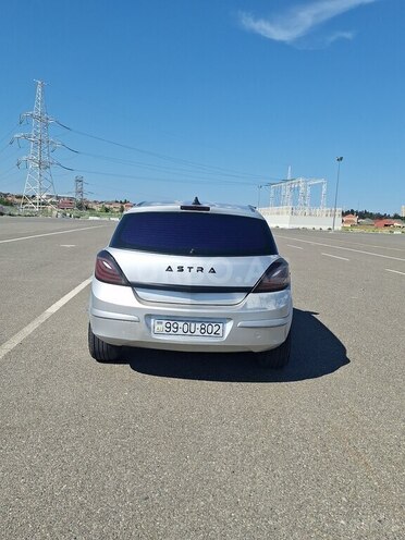 Opel Astra-2