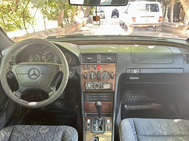 Mercedes C 180-3