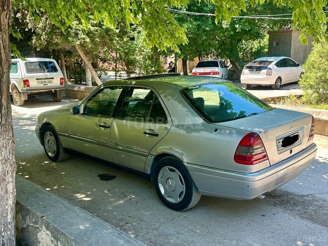 Mercedes C 180-4