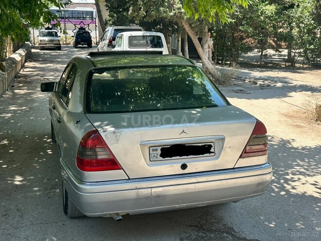 Mercedes C 180-2