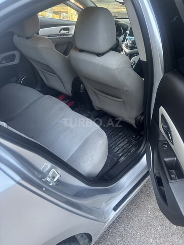 Chevrolet Cruze-7