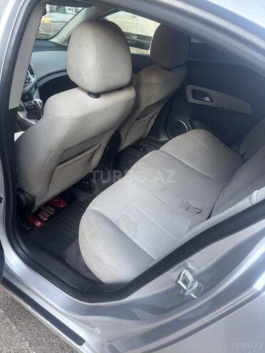Chevrolet Cruze-4