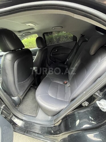Kia Rio-3