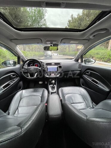 Kia Rio-4