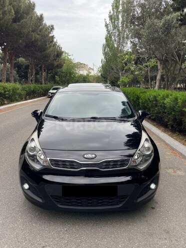 Kia Rio-1