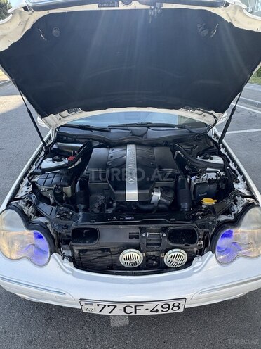 Mercedes C 240-19