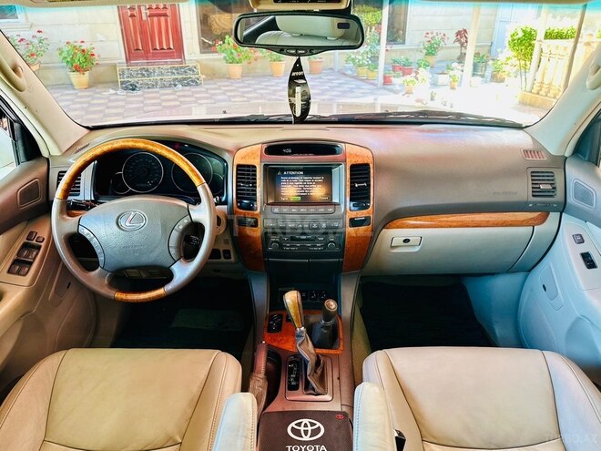 Lexus GX 470-7