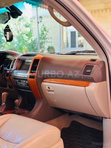 Lexus GX 470-16