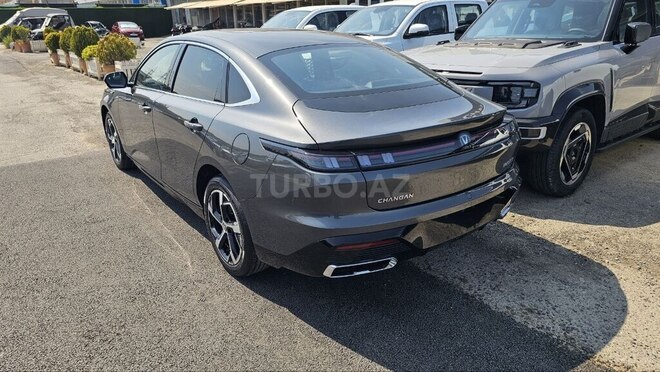 Changan Eado-4