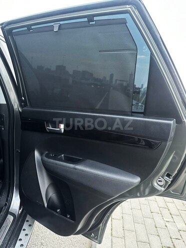 Kia Sorento-2