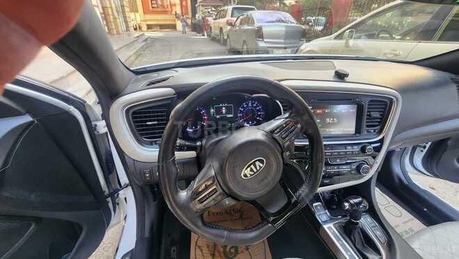 Kia Optima-5
