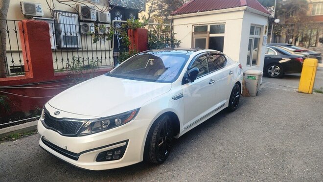 Kia Optima-4