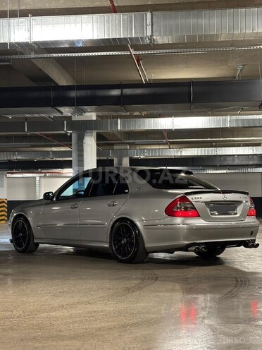 Mercedes E 500-2