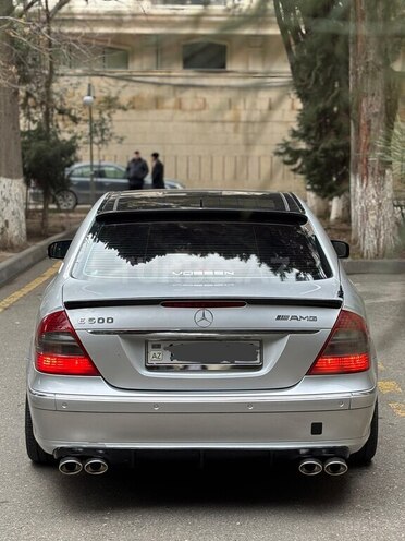 Mercedes E 500-8