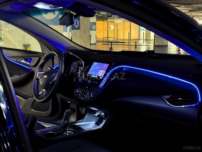 Chevrolet Malibu-9