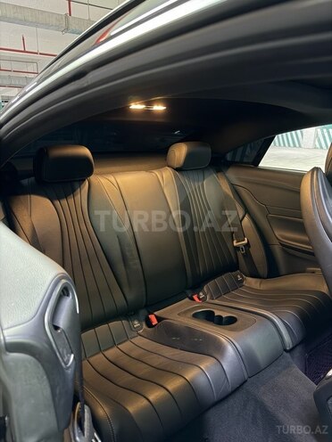 Mercedes E 220 d-16