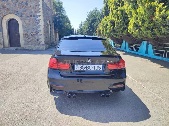 BMW 320-3