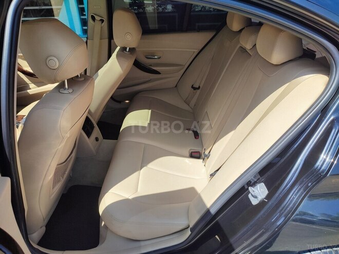 BMW 320-7