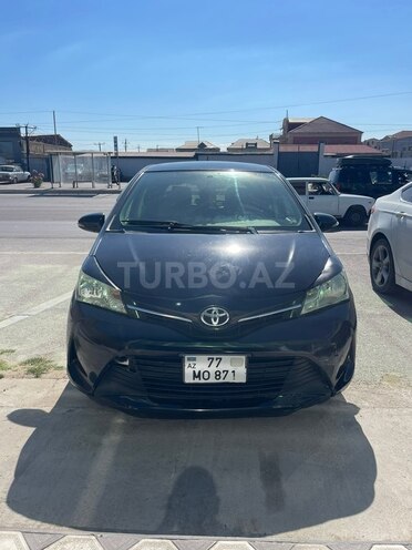 Toyota Vitz-1