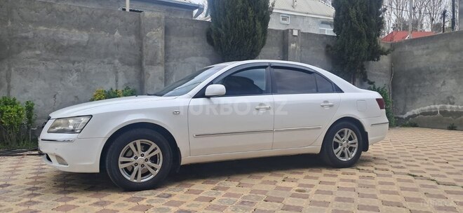 Hyundai Sonata-2