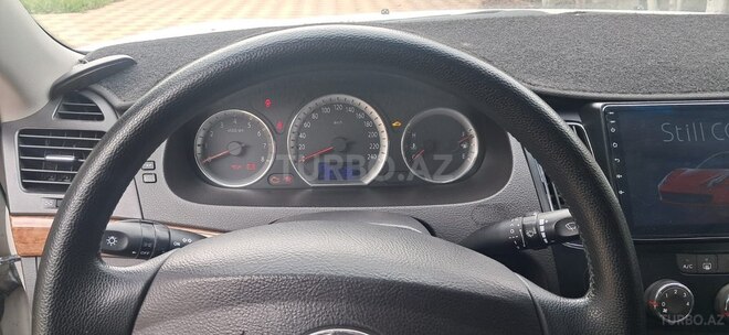 Hyundai Sonata-14