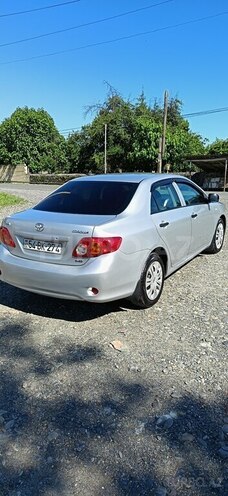 Toyota Corolla-4