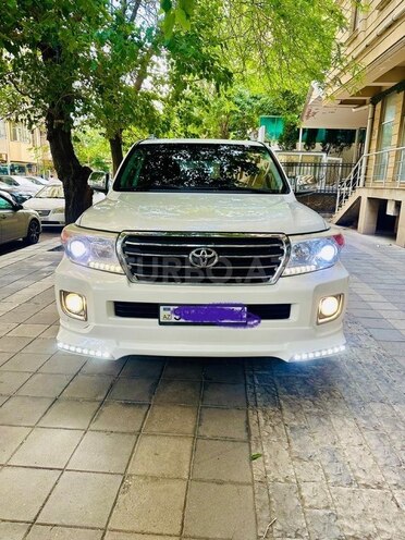 Toyota Land Cruiser-1