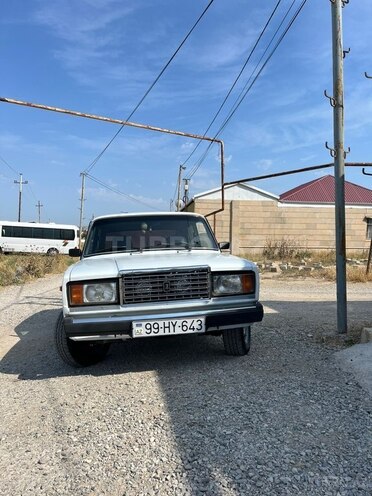 LADA (VAZ) 2107-1