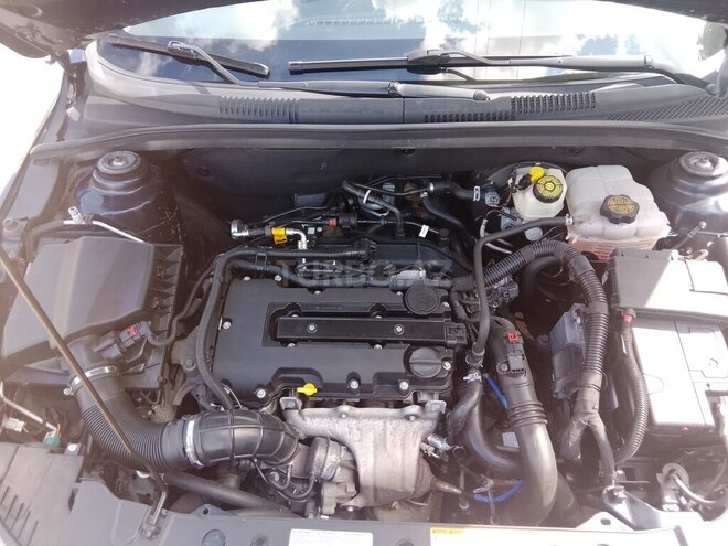 Chevrolet Cruze-10