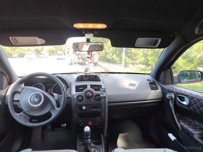 Renault Megane-9