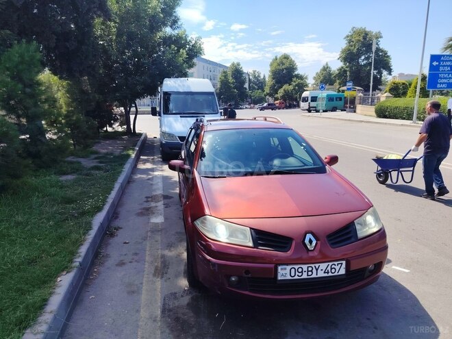 Renault Megane-1