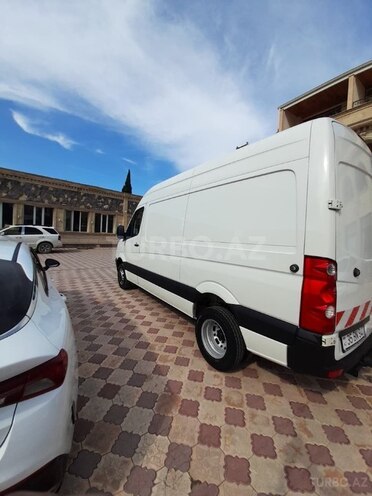 Volkswagen Crafter-5
