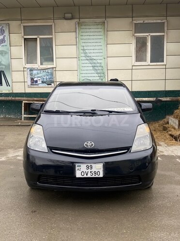 Toyota Prius-5