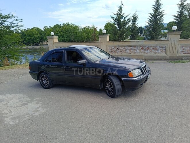 Mercedes C 200-4