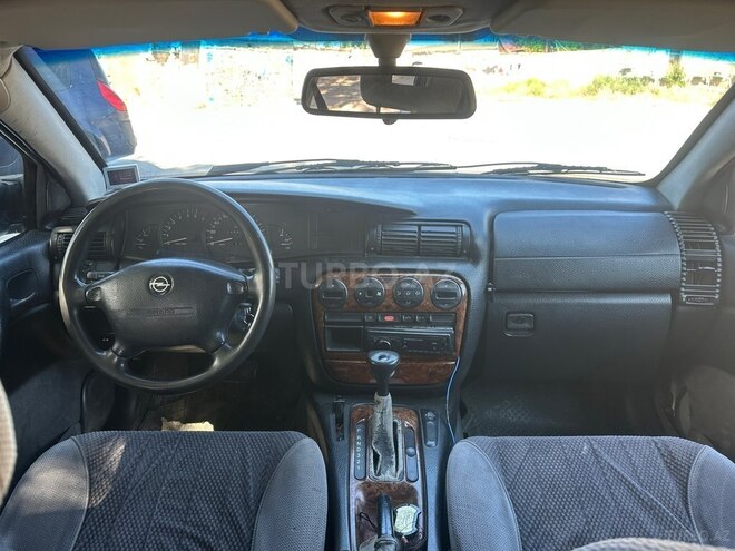 Opel Omega-3