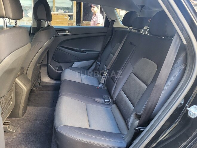 Hyundai Tucson-14
