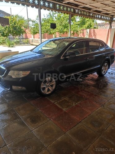 Skoda Superb-3