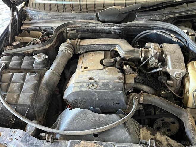 Mercedes C 200-6