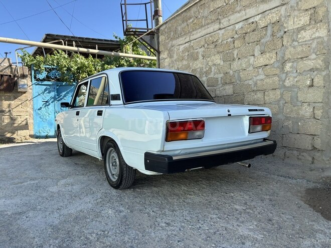 LADA (VAZ) 2107-4