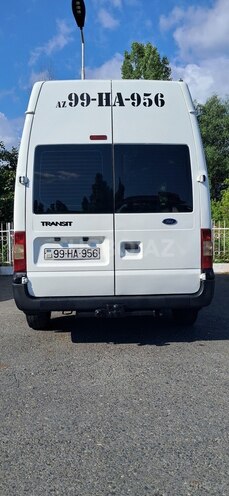 Ford Transit-2