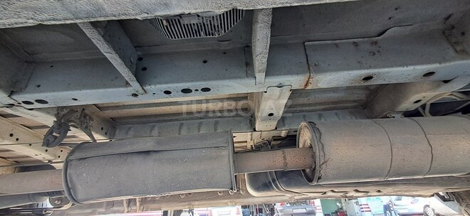 Ford Transit-19