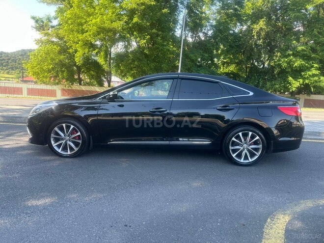 Hyundai Azera-4
