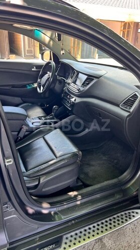 Hyundai Tucson-9