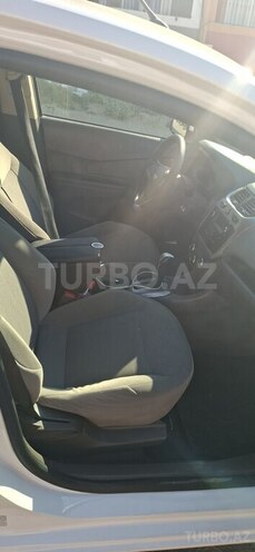 Chevrolet Cobalt-7