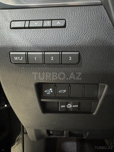 Lexus GX 550-18